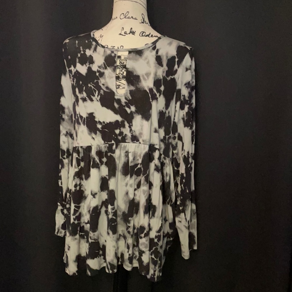 Long sleeve T.
